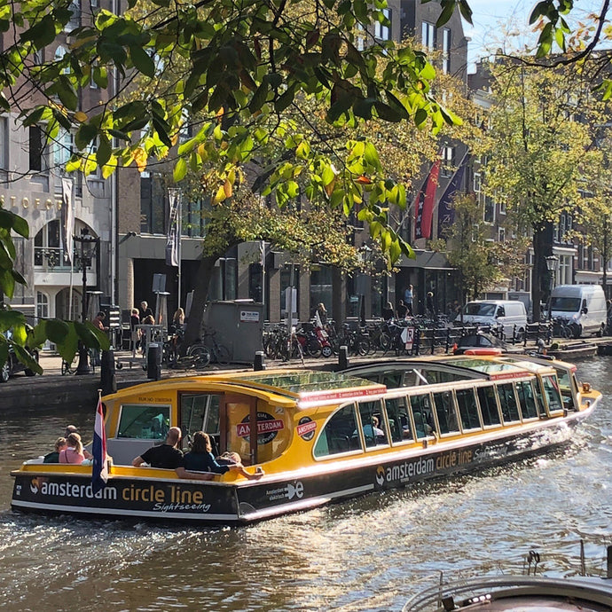 Stadswandelen in combinatie met dé Amsterdamse rondvaart in de Jordaan en rond de Amsterdamse eilanden