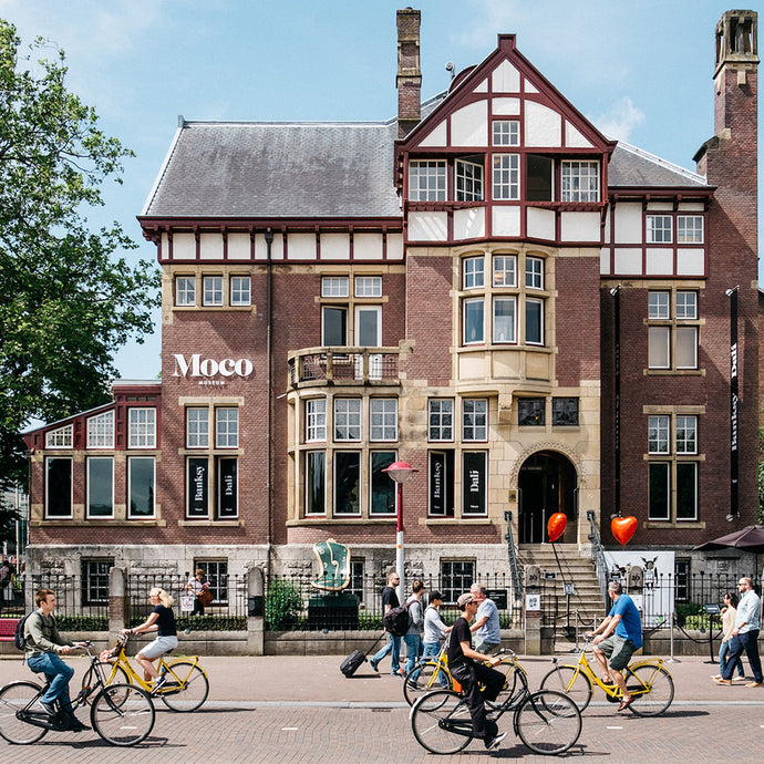 Nog even wachten: hopelijk kunnen wij snel weer naar het Moco Museum!